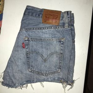 Levi jean shorts
